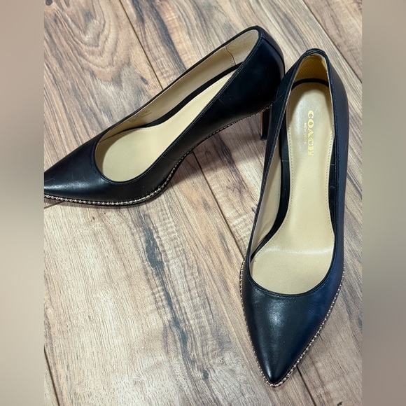 Coach 85mm Waverly Samantha pumps in black leather with beadchain detailing - Picture 3 of 13